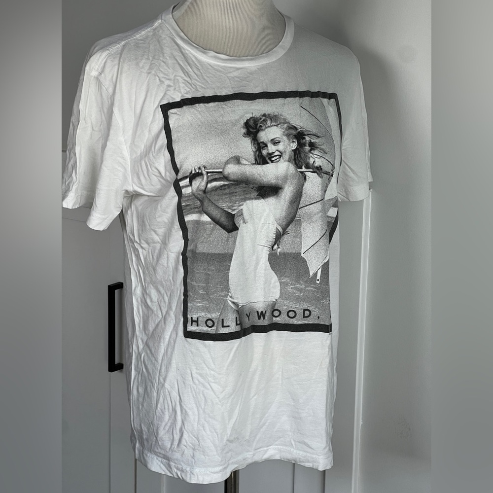 Marilyn Monroe Graphic T-Shirt, Size M